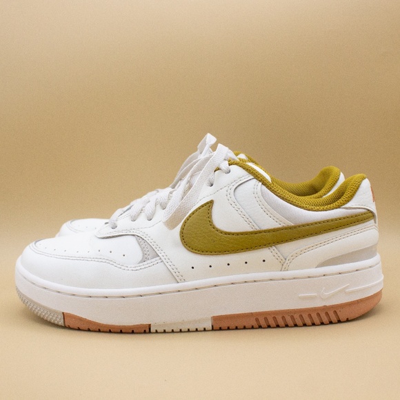 Nike Gamma Force Sail Bronzine Shoes DX9176-105 Women's Size 8 - Picture 1 of 8